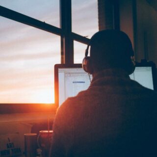 The Future of Work: 4 Key Factors That Will Shape the Workplace by 2030